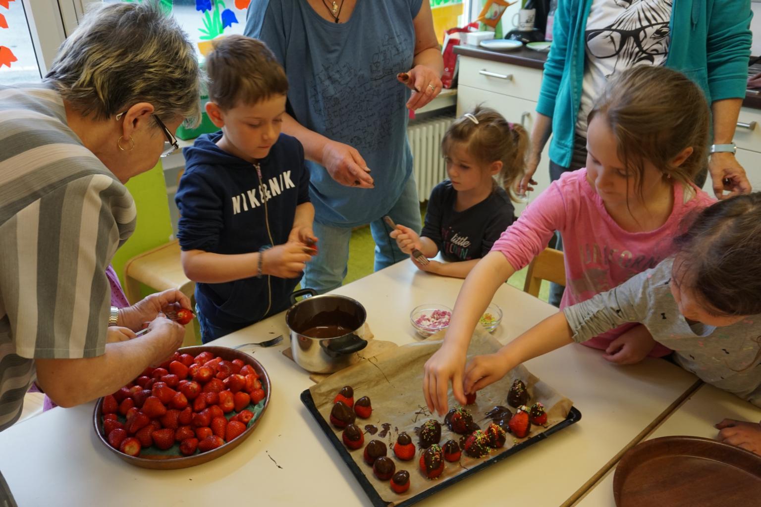 Holt die Kochlöffel raus (c) Kindergarten